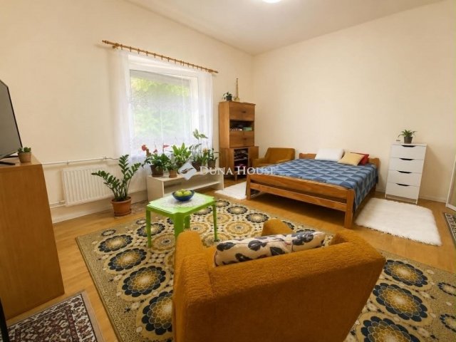 Eladó családi ház, Székkutason 22.49 M Ft, 2 szobás