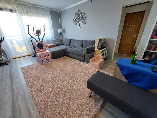Eladó panellakás, Budapesten, XV. kerületben 61 M Ft, 2+1 szobás