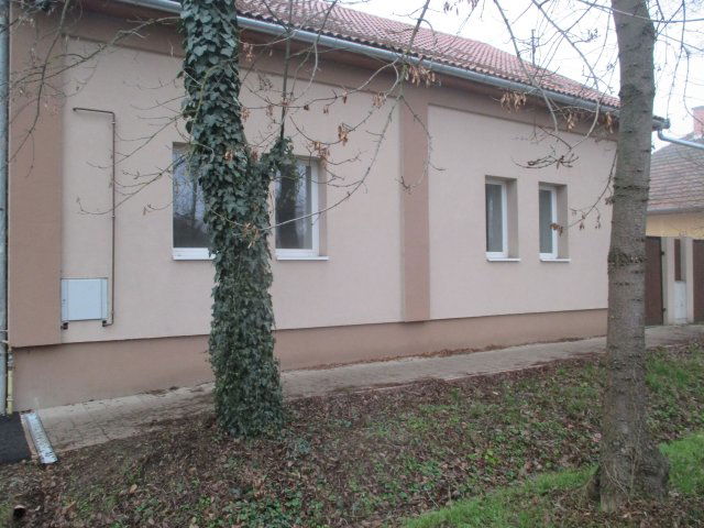 Eladó családi ház, Békéscsabán 52.5 M Ft, 3 szobás