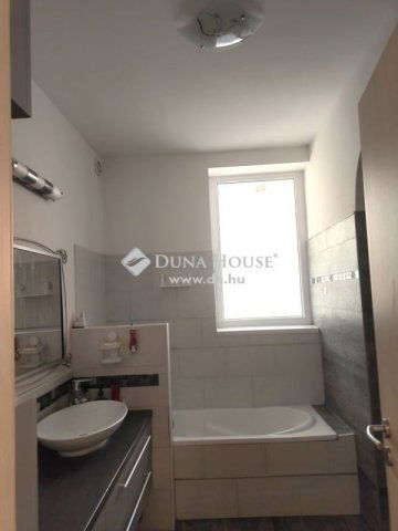 Eladó téglalakás, Budapesten, II. kerületben 158 M Ft, 4 szobás