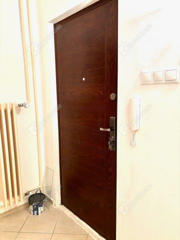 Eladó téglalakás, Tatabányán 39.99 M Ft, 3 szobás