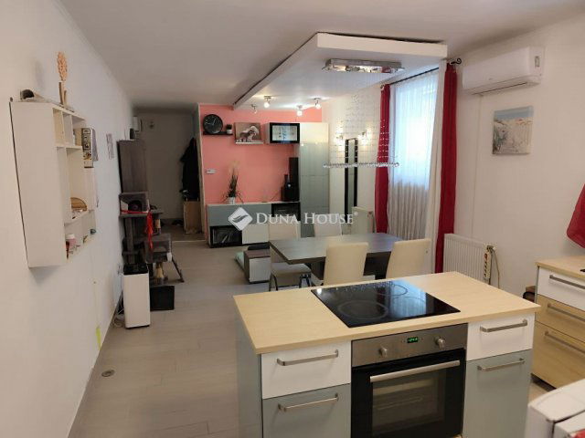 Eladó téglalakás, Budapesten, XIII. kerületben 59.9 M Ft