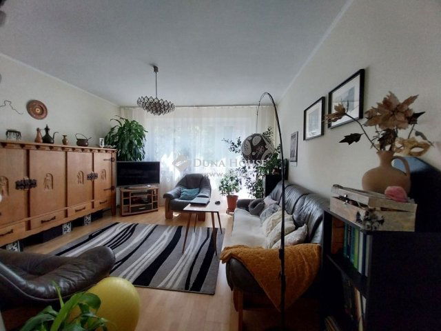 Eladó családi ház, Szegeden 83.9 M Ft, 3+2 szobás