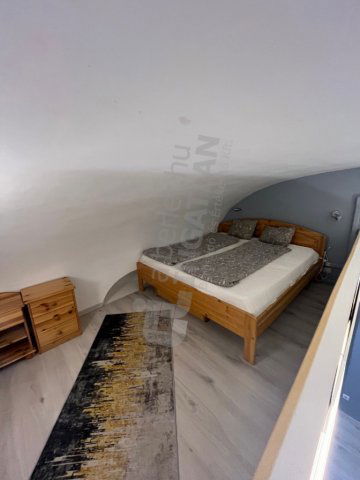 Kiadó téglalakás, albérlet, VI. kerületben, Zichy Jenő utcában