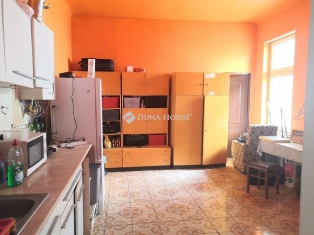 Eladó családi ház, Budapesten, XX. kerületben 60 M Ft, 3 szobás