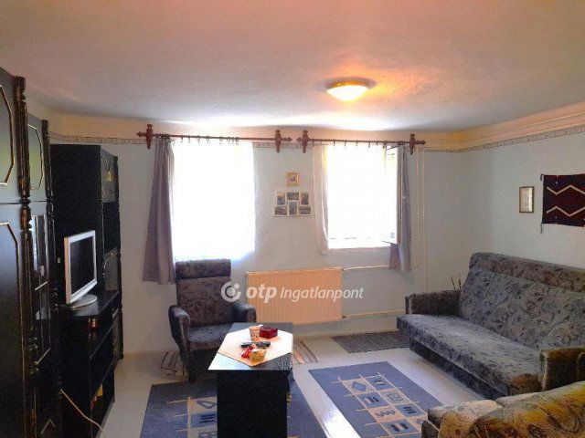 Eladó családi ház, Ambrózfalván 9.99 M Ft, 2+1 szobás