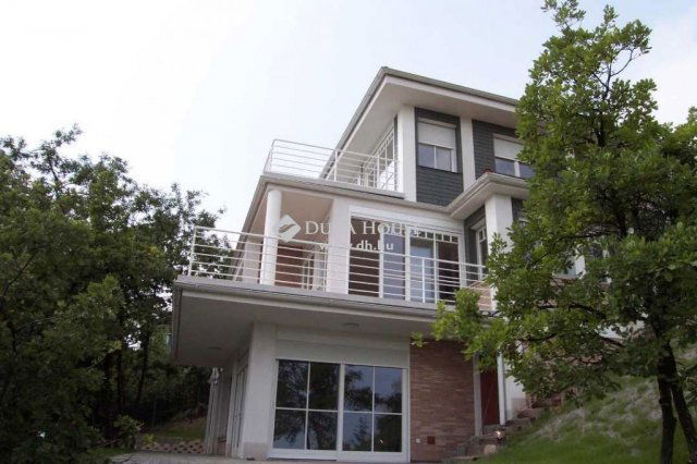 Kiadó családi ház, albérlet, Budapesten, XII. kerületben