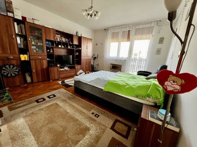 Eladó téglalakás, Kőszegen 29.99 M Ft, 2 szobás