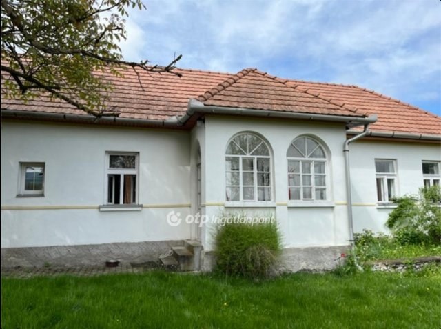 Eladó családi ház, Nagyvisnyón 35 M Ft, 3+1 szobás