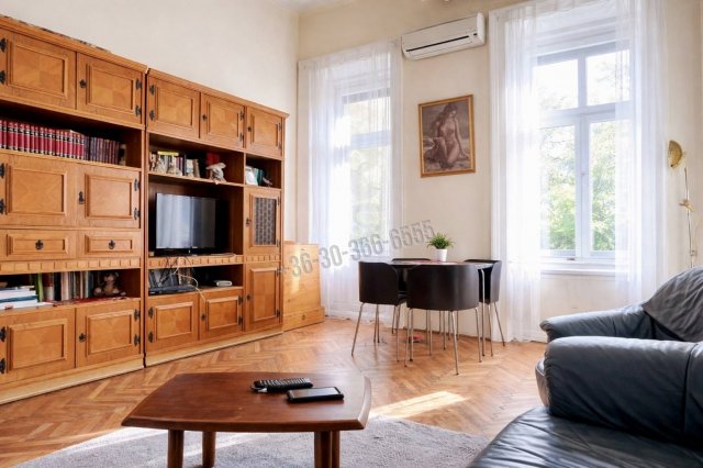 Eladó téglalakás, Budapesten, VIII. kerületben 69.8 M Ft