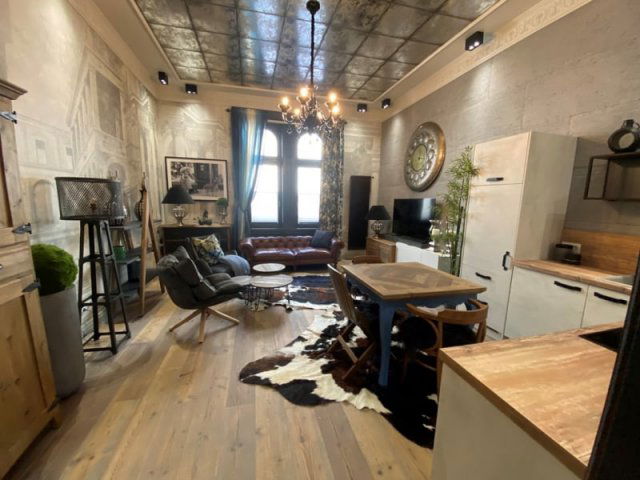 Eladó téglalakás, Budapesten, VI. kerületben 119 M Ft, 2 szobás