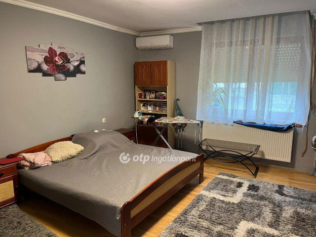 Eladó családi ház, Jászberényben 59 M Ft, 4+1 szobás