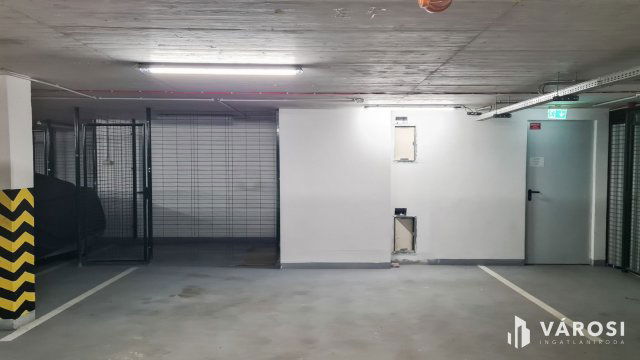 Eladó garázs, Budapesten, XIII. kerületben 10.5 M Ft