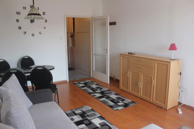 Eladó panellakás, Csornán 29.5 M Ft, 1 szobás