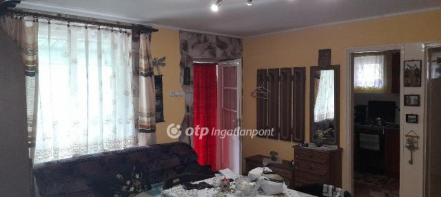 Eladó családi ház, Tompán 21.5 M Ft, 2+1 szobás