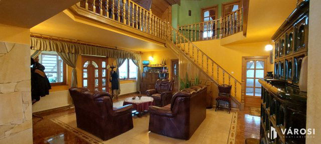 Eladó családi ház, Ilken 159 M Ft, 8 szobás