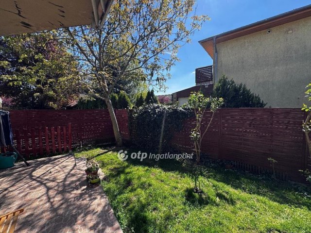 Eladó téglalakás, Budapesten, XVII. kerületben 97 M Ft, 3 szobás