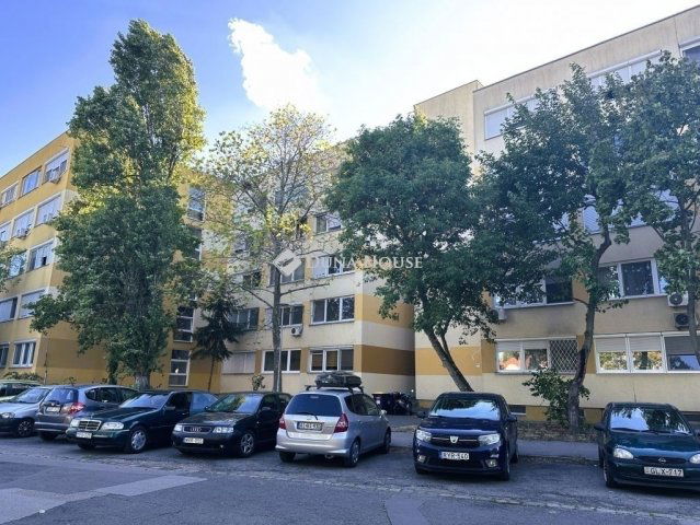 Eladó panellakás, Budapesten, XIV. kerületben 42 M Ft, 1 szobás