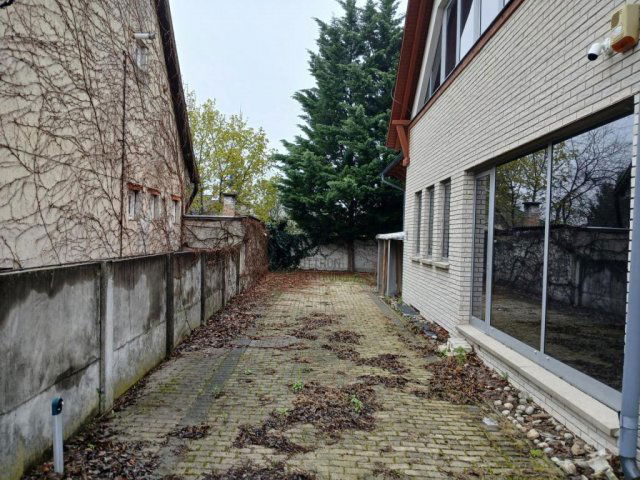 Eladó ipari ingatlan, Gödöllőn 370 M Ft / költözzbe.hu