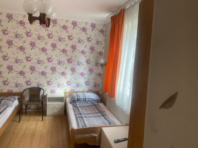 Kiadó családi ház, albérlet, Hajdúszoboszlón 120 E Ft / hó