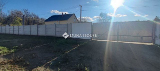 Eladó családi ház, Tóalmáson 90 M Ft, 3 szobás