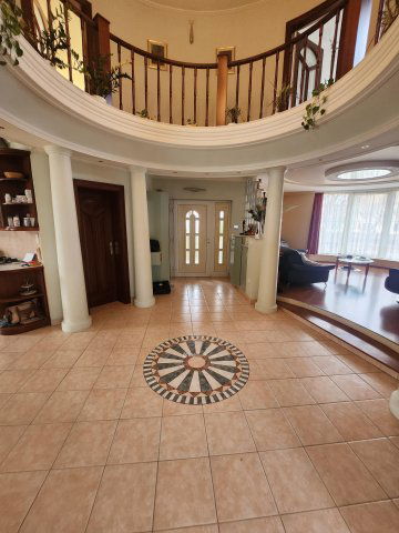 Eladó családi ház, Budapesten, XVIII. kerületben 280 M Ft