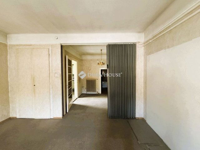 Eladó ikerház, Budapesten, III. kerületben 62 M Ft, 2 szobás