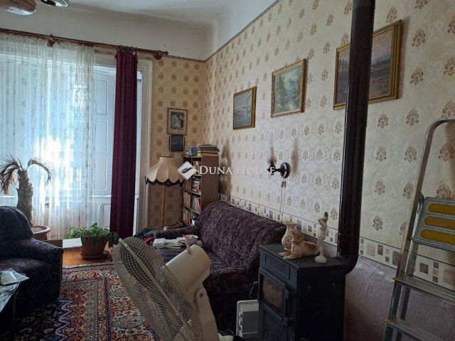 Eladó családi ház, Jászberényben 32 M Ft, 3 szobás