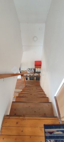 Eladó családi ház, Szentendrén 110 M Ft, 4 szobás
