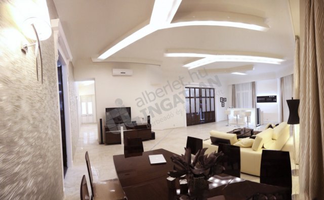 Kiadó téglalakás, albérlet, V. kerületben, Régi posta utcában