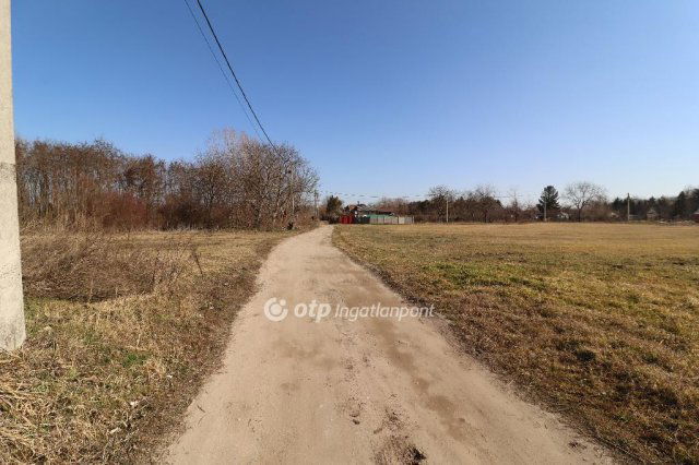 Eladó telek, Dömsödön 2.5 M Ft / költözzbe.hu
