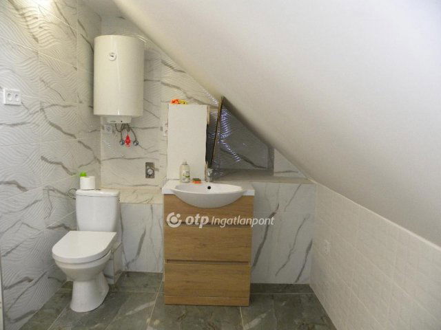 Eladó téglalakás, Budapesten, XVI. kerületben 45 M Ft, 2 szobás