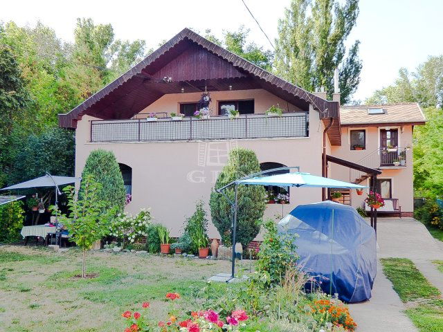 Eladó családi ház, Budapesten, XVII. kerületben 94.5 M Ft