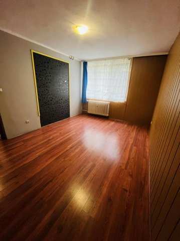 Eladó téglalakás, Tatabányán 34.99 M Ft, 1+1 szobás