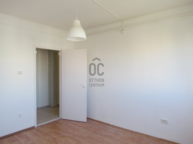 Eladó panellakás, Miskolcon 21.9 M Ft, 2 szobás