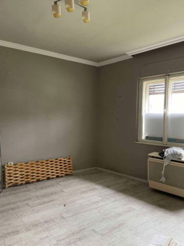 Eladó családi ház, Pilisvörösváron 47.99 M Ft, 2 szobás