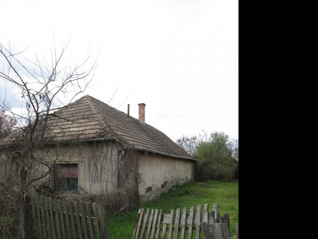 Eladó családi ház, Sárbogárdon 15.17 M Ft, 1+1 szobás