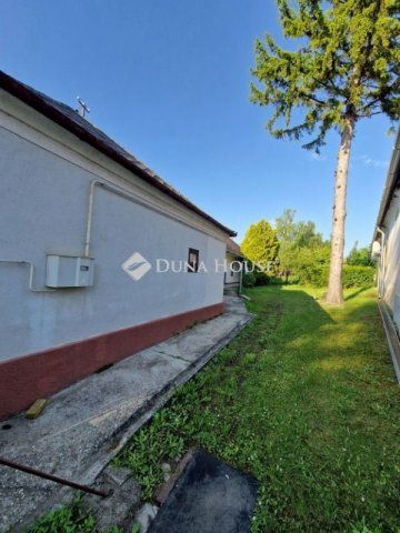 Eladó családi ház, Hosszúhetényen 44.9 M Ft, 3 szobás