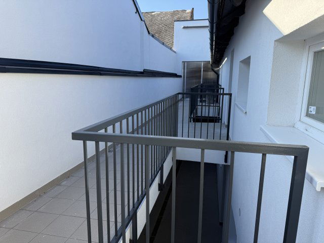 Eladó ipari ingatlan, Budapesten, XVI. kerületben 480 M Ft