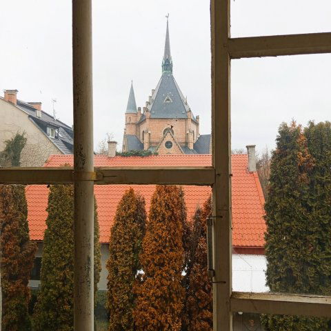 Eladó téglalakás, Szolnokon 22.9 M Ft, 1 szobás