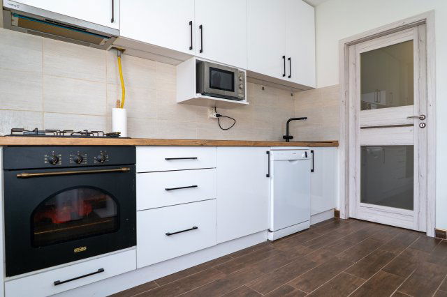 Eladó panellakás, Debrecenben, Sumen utcában 74.5 M Ft