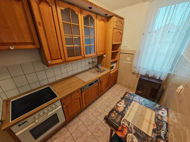 Eladó téglalakás, Keszthelyen 47.9 M Ft, 2 szobás