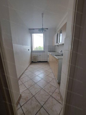 Kiadó téglalakás, albérlet, Oroszlányban 120 E Ft / hó