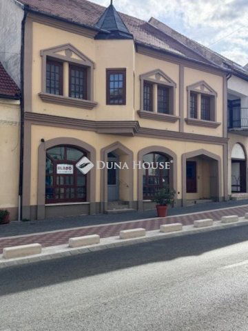 Eladó családi ház, Siklóson, Felszabadulás utcában 74.99 M Ft