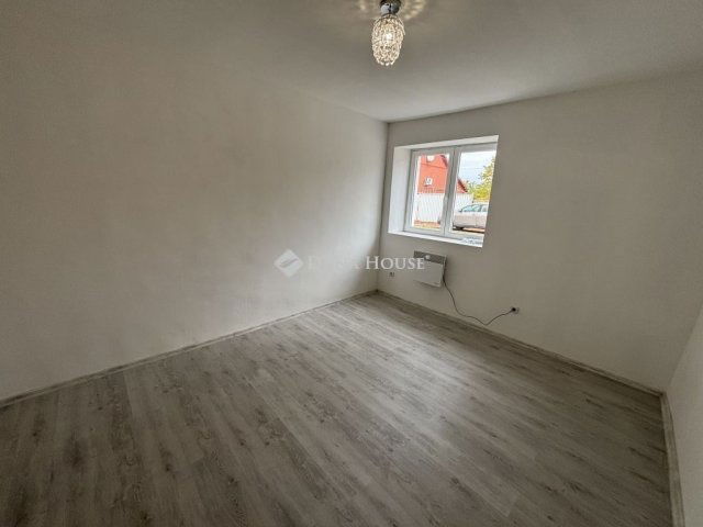 Eladó családi ház, Csanyteleken 16.5 M Ft, 3 szobás