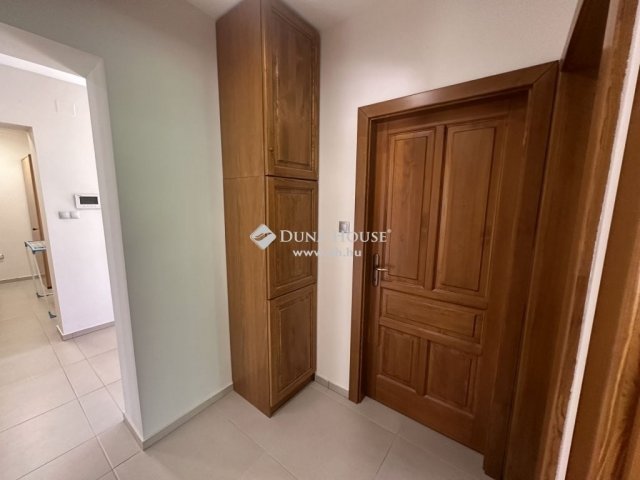 Eladó családi ház, Piliscsabán 198 M Ft, 5 szobás