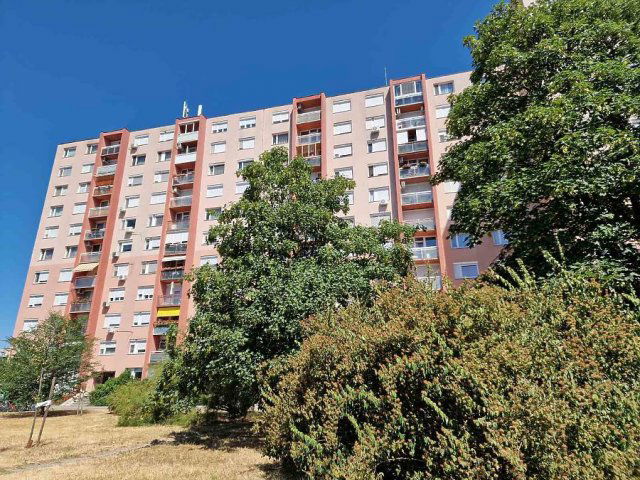 Eladó panellakás, Dunakeszin 44.9 M Ft, 1+1 szobás