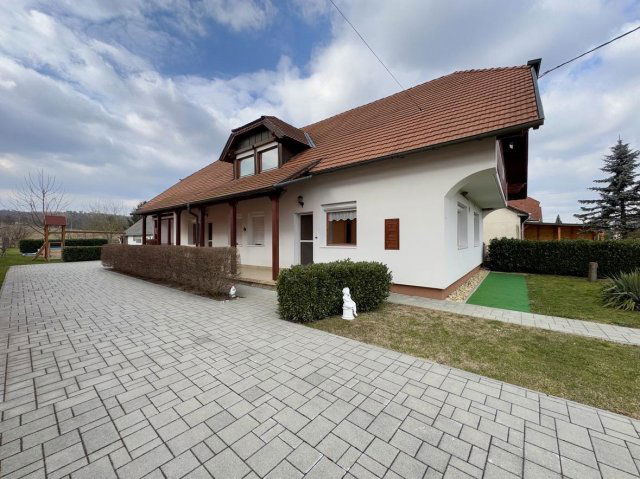 Eladó családi ház, Zalacsányon 94.94 M Ft, 5+1 szobás
