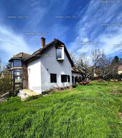 Eladó családi ház, Szentendrén 114.9 M Ft, 4 szobás