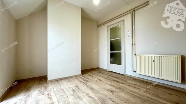 Eladó téglalakás, Kecskeméten 43 M Ft, 2 szobás